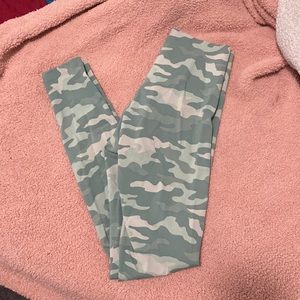 Victoria’s Secret Pink High Rise Leggings